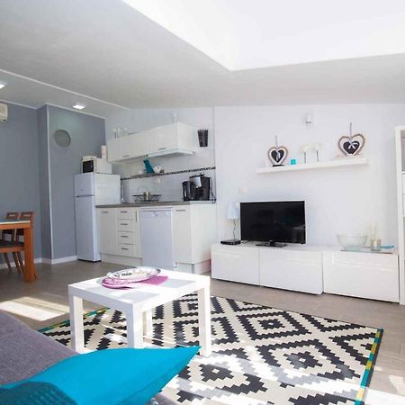 Apartments In Rogoznica 36019 Екстериор снимка
