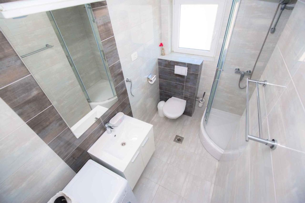 Apartments In Rogoznica 36019 Екстериор снимка